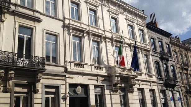 Lavoro nero a Bruxelles, Istituto italiano di cultura commissariato
