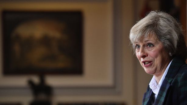 Prima vittoria per May: grande favorita a guidare UK nel post Brexit