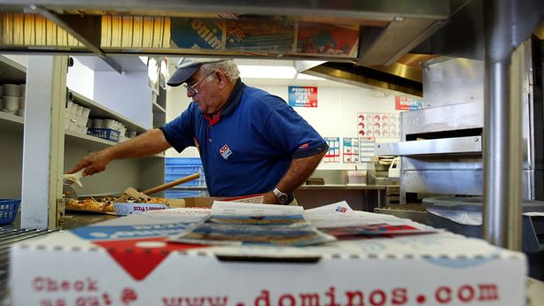 Warren Buffett ha comprato una fetta di Domino’s Pizza da 549 milioni