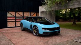 La prima Ferrari elettrica non scalda la Borsa: il mercato boccia la Luce da 550 mila euro