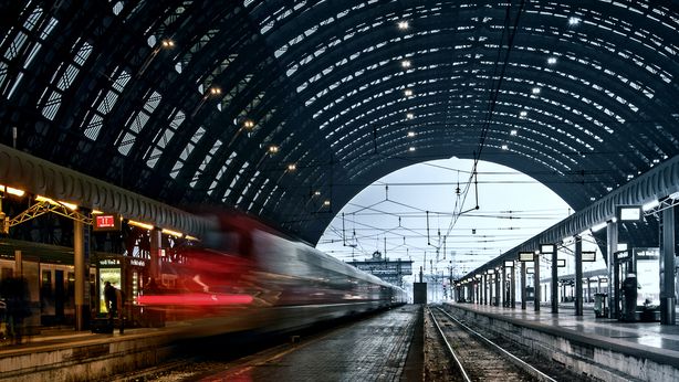 Qurami, startup italiana per “saltare la fila” stringe accordo con Trenitalia