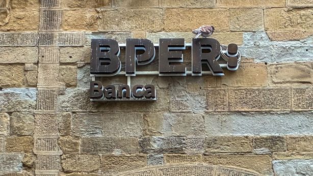 Bper, al via il ricambio generazionale: 850 uscite volontarie e oltre 600 assunzioni