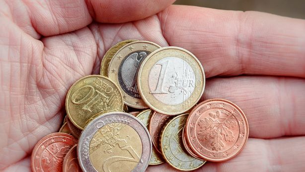 Istat: più leggere buste paga dipendenti pubblici