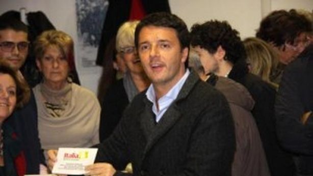 Primarie: Renzi si assicura voti di PdL, ciellini e fascisti