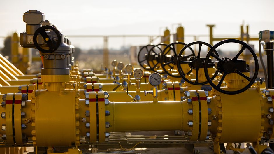 Gas, le tensioni ad Hormuz spingono i prezzi alle stelle: il TTF aggiorna i massimi da marzo