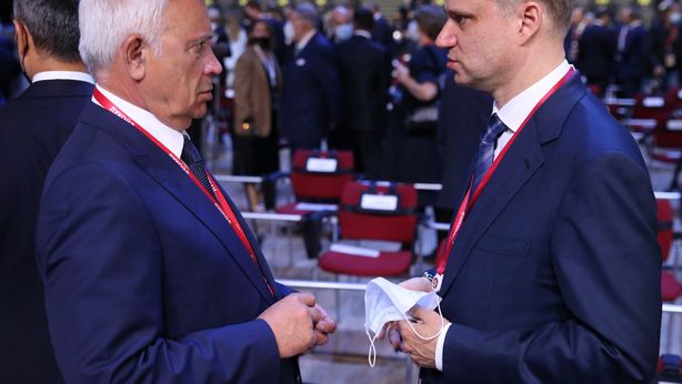 Tremano oligarchi russi: nuova black list dell’Ue, persi finora oltre  $128 mld