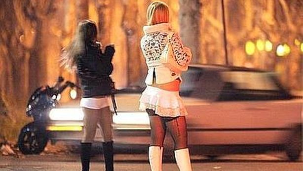 Legalizzare la prostituzione per evitare l’aumento dell’Iva