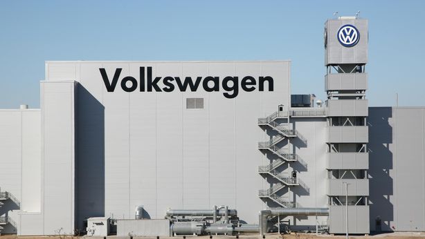 Effetto Volkswagen, indice Zew al minimo in un anno
