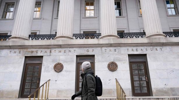 Treasury: tassi 10y sotto pressione con scommesse Fed. Giù anche rendimenti titoli di stato Giappone post BoJ