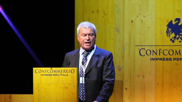 Confcommercio: Pil +2% nel 2016, ma c’è il rischio Imu