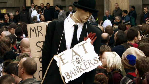 Senza vergogna: Ue ha regalato a banche 13% del Pil