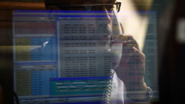 Piazza Affari, i titoli da comprare e vendere