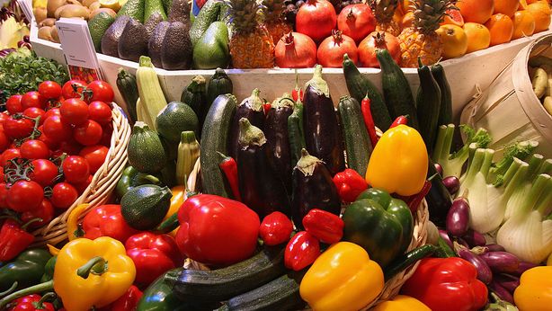 Allarme Coldiretti: 2,7 milioni di italiani senza cibo. Governo vuole rivedere accordi commerciali
