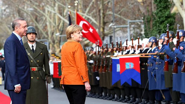 Germania: “Armeni, fu genocidio”. Turchia furiosa