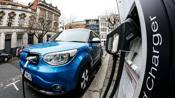 Le auto elettriche potrebbero salvare il pianeta