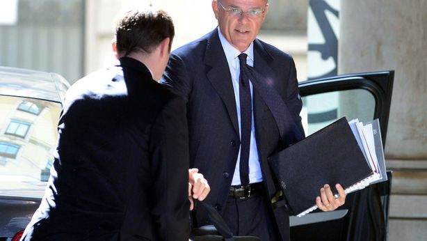 Generali promette 5 miliardi di dividendi in 3 anni