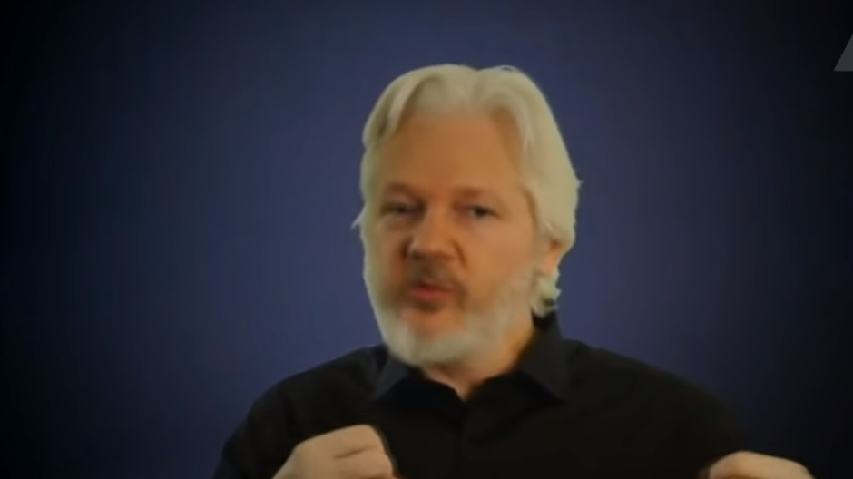 Arresto Assange: Usa chiedono estradizione per pirateria informatica