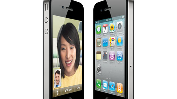Cina: uomo in coma, stava ricaricando iPhone