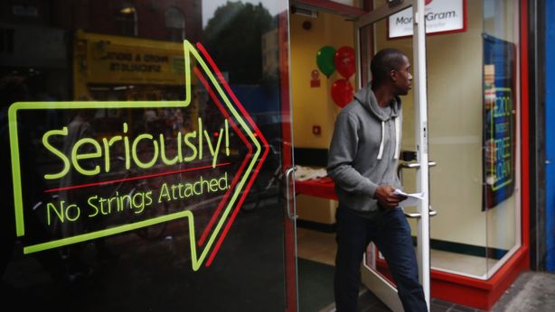 Alert S&P’s, UK: boom credito al consumo è insostenibile