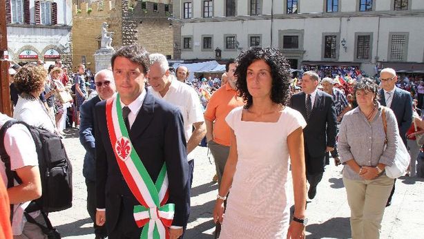 Redditi ministri online, Renzi ha guadagnato 114 mila euro
