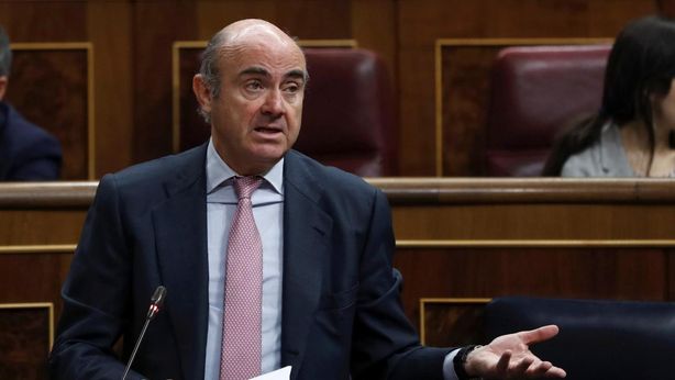 De Guindos (Bce): “Politica monetaria risponderà a evoluzione inflazione”