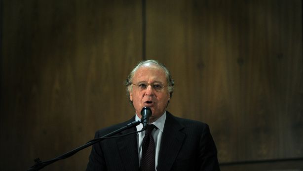 Generali, Scaroni si autosospende dopo violazioni ambientali