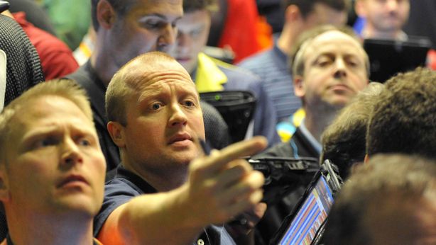 Borsa Milano, sfuma rally Natale: Dow Jones in bilico