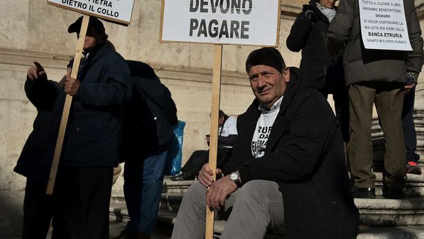 “Banche a rischio sopravvivenza, correntisti in fuga”