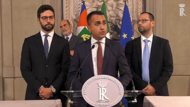 Luigi di Maio al Quirinale: “Il coraggio non è di chi scappa”