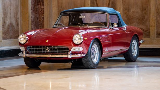 Azimut lancia il primo fondo d’investimento di auto storiche al mondo
