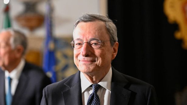 Draghi all’Ue: “Agire come un unico stato, basta con i no. Fate qualcosa”