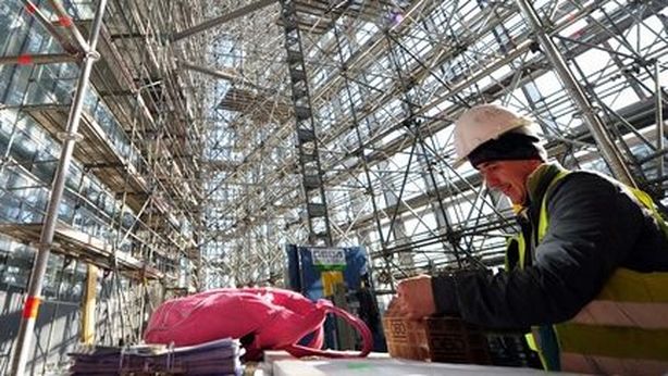 Eurozona: terziario recessivo, Pil crescerà solo +0,2% a fine anno