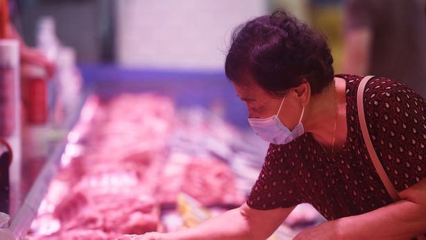 Carta solidale 2023: come funziona e chi ha diritto allo sconto sulla spesa alimentare