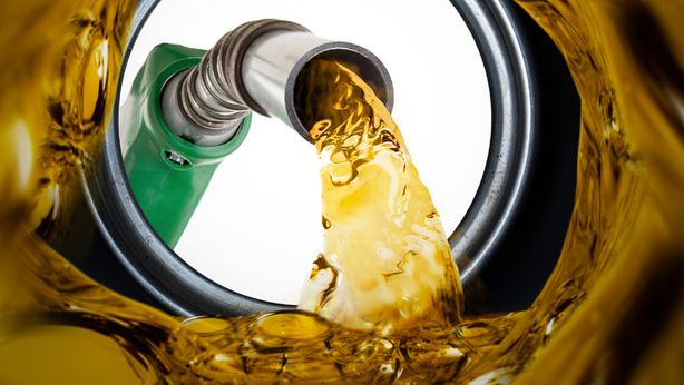 Codacons: caro benzina fa salire inflazione, +246 euro annui a famiglia