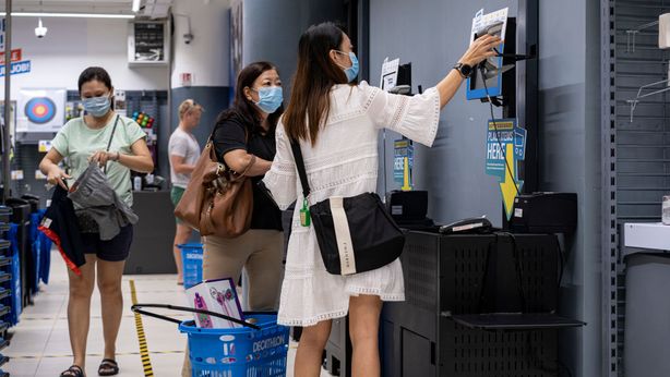 Coronavirus cambia le abitudini degli italiani: boom dei pagamenti digitali
