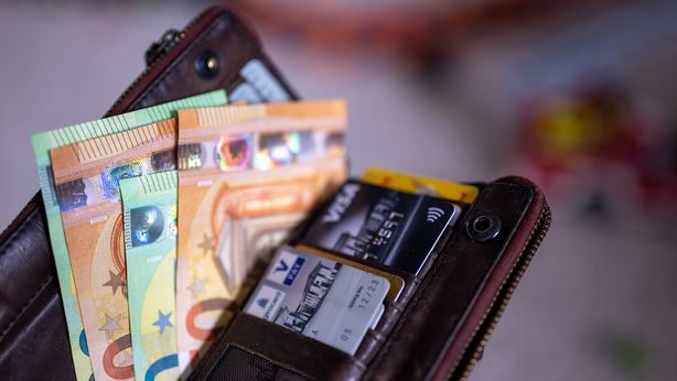 Pagamenti digitali avanzano: i numeri dell’Italia