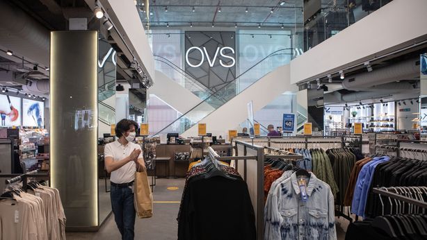 OVS annuncia l’acquisizione di Coin e vola in borsa. La nostra analisi tecnica