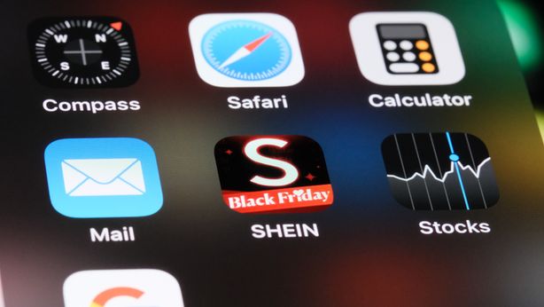 Shein: possibile riduzione della valutazione a $30 miliardi
