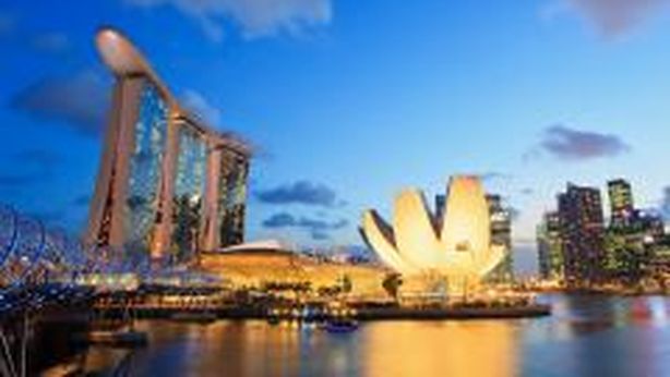 Banca centrale svizzera apre anche a Singapore