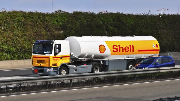 Effetto “gilet gialli”: benzinai d’Europa senza più diesel