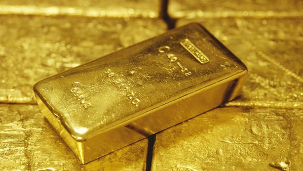Oro, vendono le banche centrali affamate di liquidità. Non succedeva da dieci anni