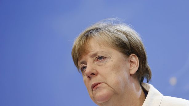 Grecia, Merkel in difficoltà. Mentre Tsipras potrebbe chiedere fiducia