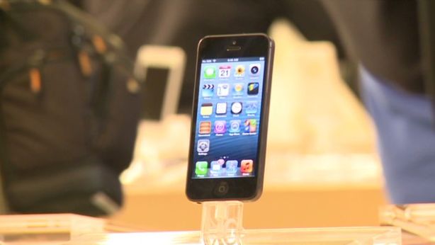 Apple: vendite nuovi iPhone al record di 9 milioni