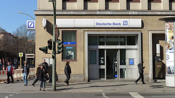 Banca: dal 1° febbraio per andare in filiale serve il Green pass
