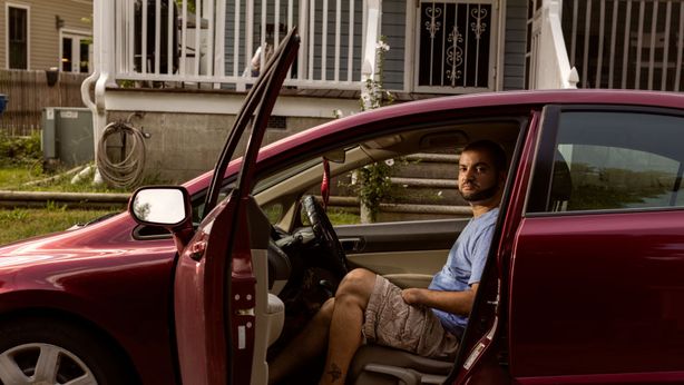 Cara auto, quanto mi costi. Ogni anno spese medie intorno ai 1.600 euro