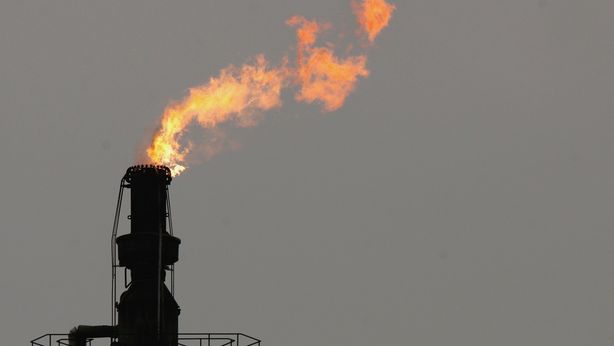 Petrolio, AIE: “Toccato il fondo. Prezzi su nel 2016”