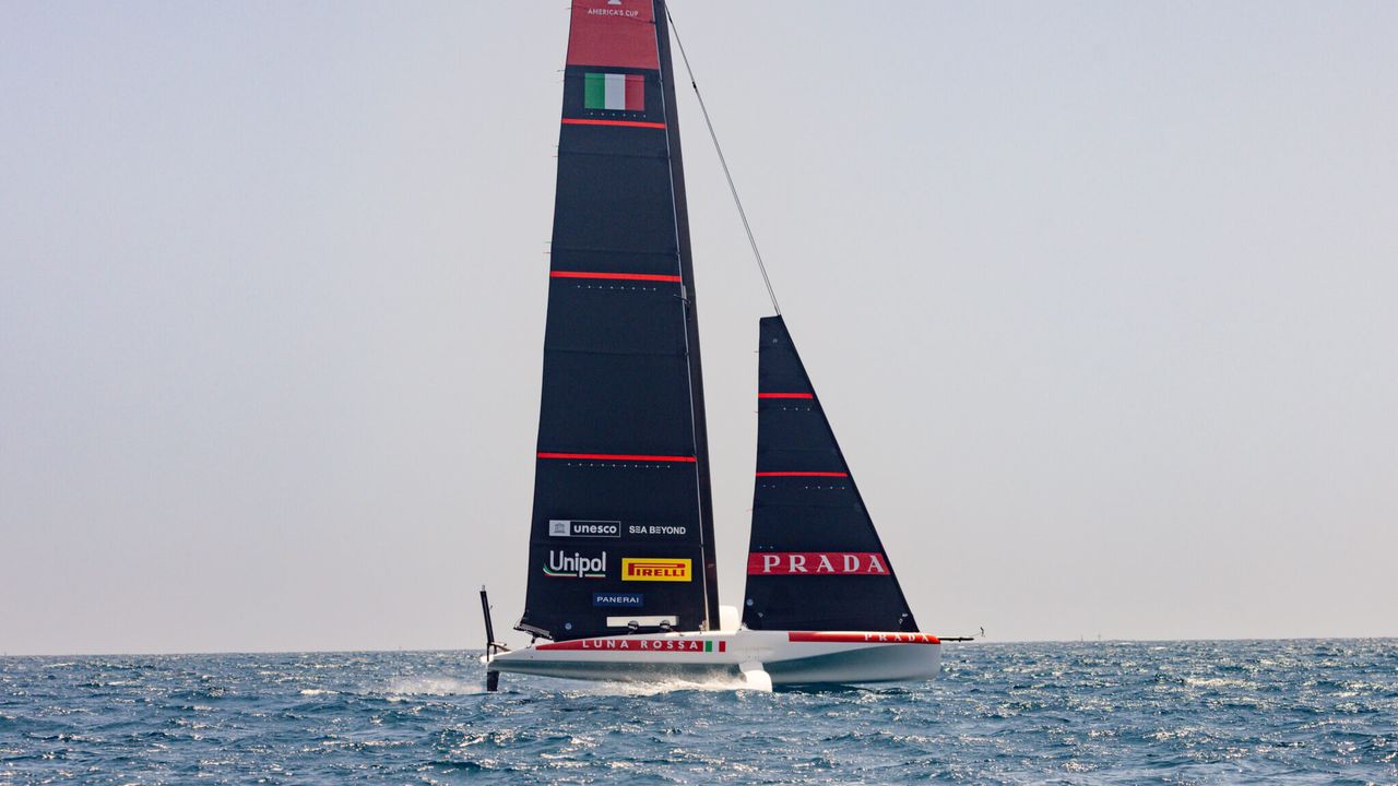 Unipol rinnova la partnership con Luna Rossa: in rotta verso la 38ª America’s Cup