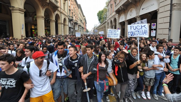 Studenti in piazza in tutta d’Italia si ispirano al ’68
