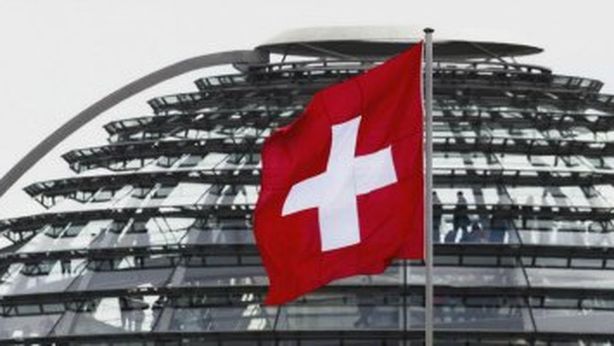 Capitali italiani: verso la Svizzera 200 miliardi