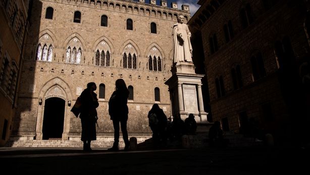 Mps: servono oltre 2 miliardi di aumento per restare nei parametri Bce